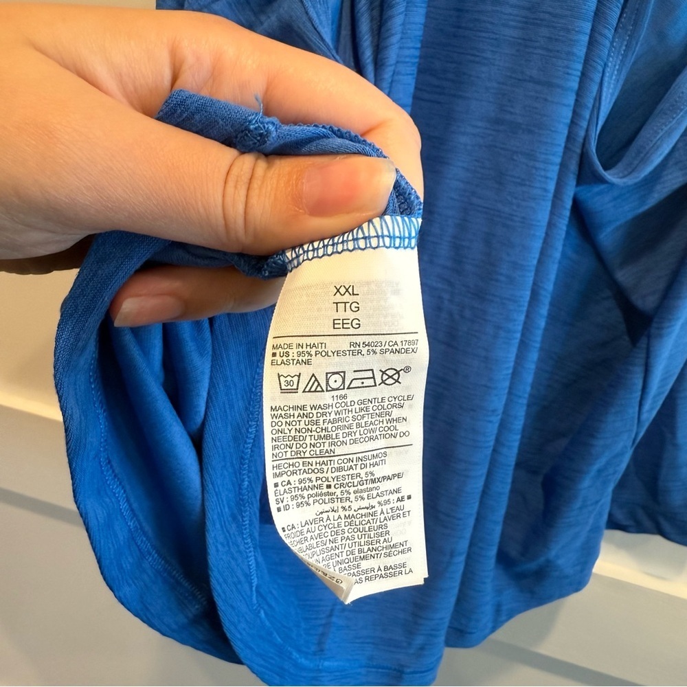 Old Navy Vibrant Blue Women's Tank Top - Picture 7 of 7